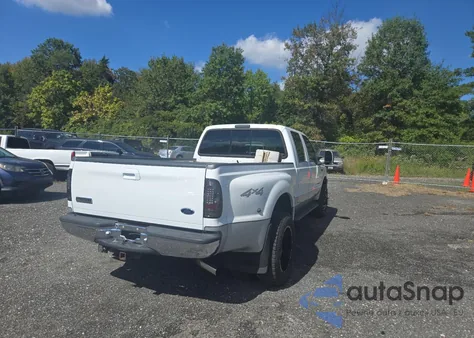 2000 Ford F350 Super Duty z USA, uszkodzony, nr VIN 1FTWW33F1YED97517